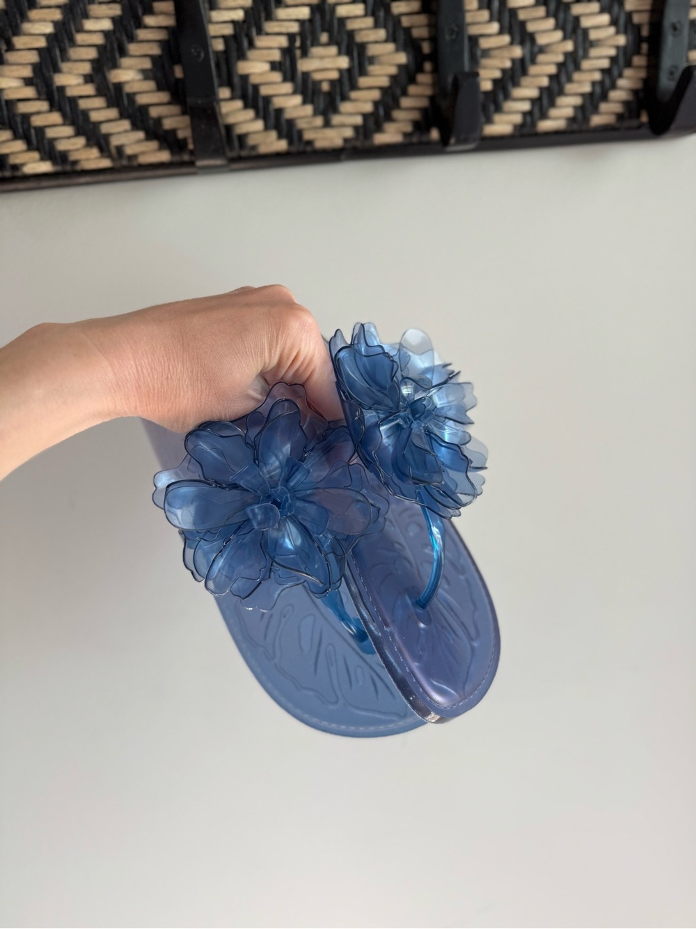 Farm Rio Blue Flower Jelly Flat Sandal - Size 8/9 - Picture 5 of 8